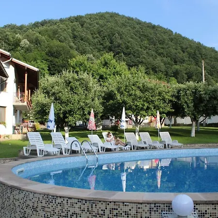 Otel By The River Complex *