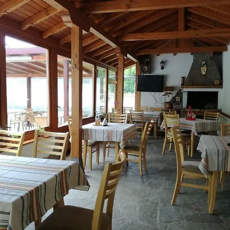 By The River Complex Отель