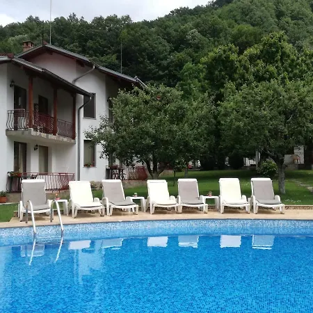 Otel By The River Complex Balkanets (Lovech)