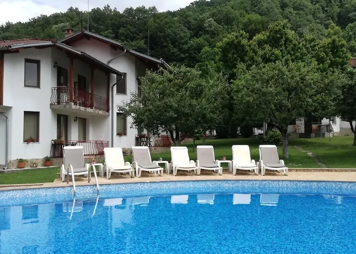 Hotel By The River Complex Balkanets (Lovech)